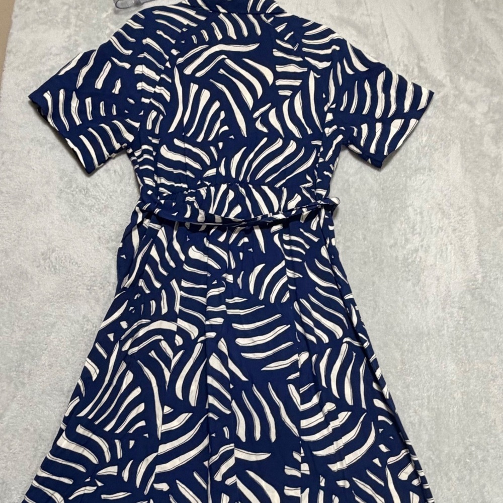 H&M Shirt Dress Women L Blue Leaf Print Short Sleeve Belted Button Front Midi - Picture 4 of 13